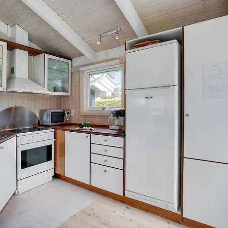Holiday home Stunning In Haderslev With Kitchen Arosund